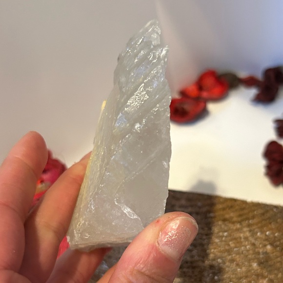 Clear Quartz (Minas Gerais Brazil) - Picture 9 of 13